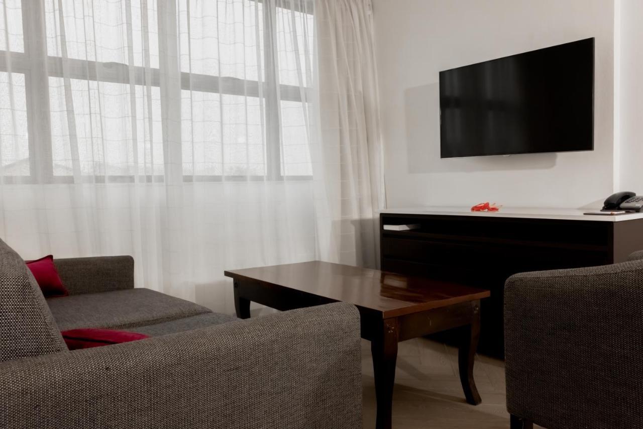 Capricorn Hotel Сува Екстер'єр фото